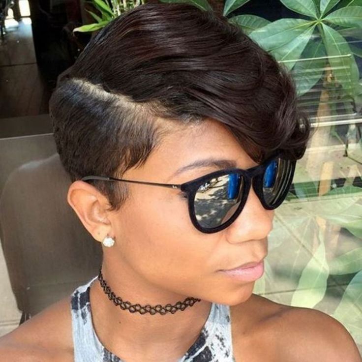 natural short haircut afro woman