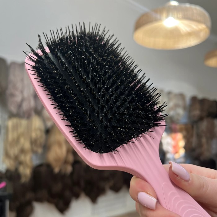 wig brush