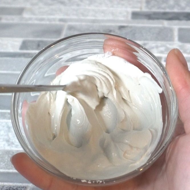 what do clay masks do