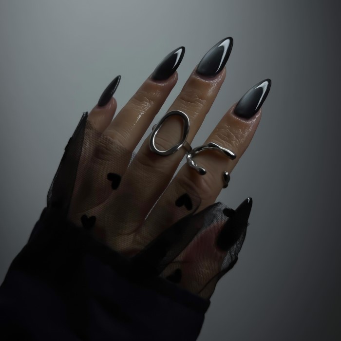 what is cat eye nail polish