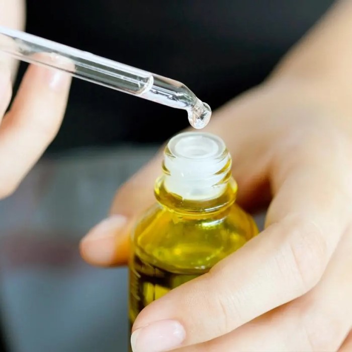 how to use tea tree oil for nail fungus