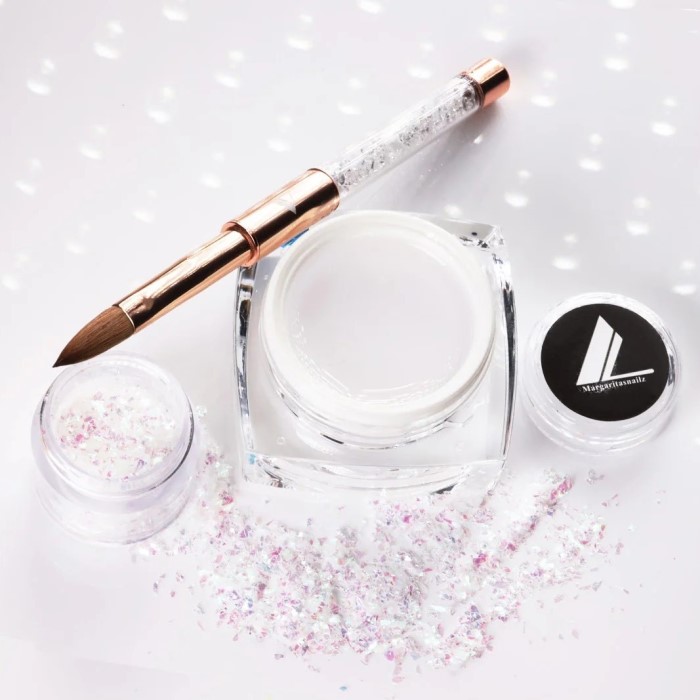 how to clean acrylic nail brushes