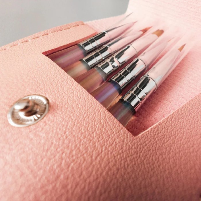 how to clean acrylic nail brushes