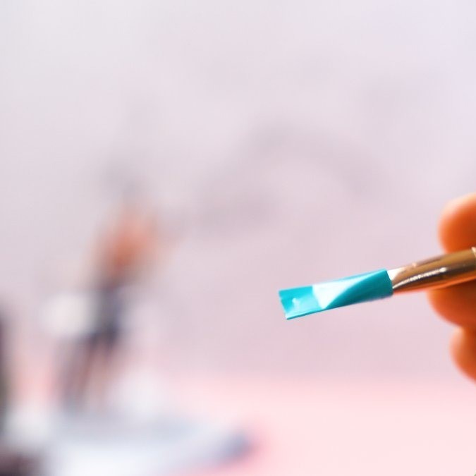 how to clean acrylic nail brushes