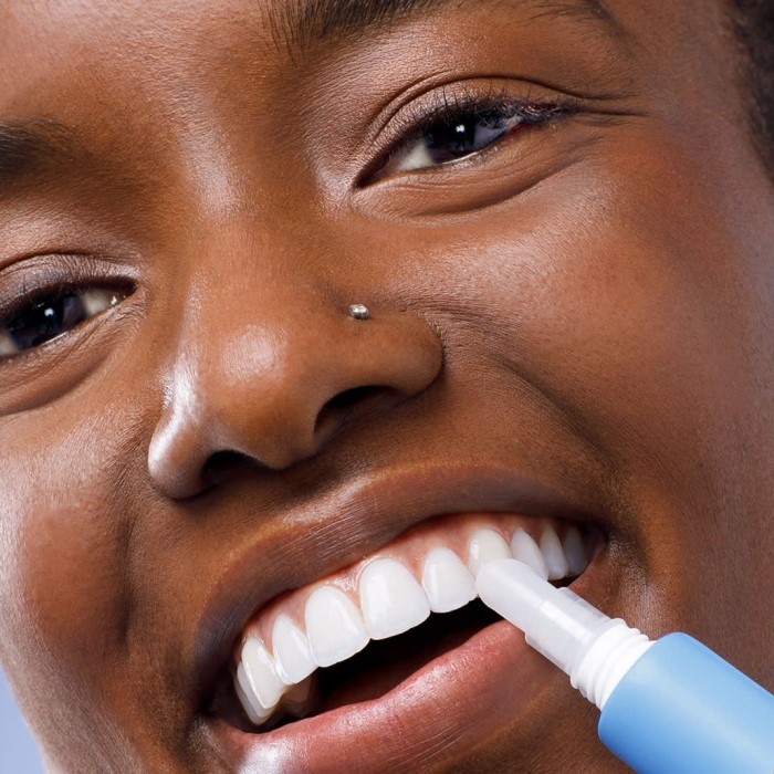 how to use whitening pen