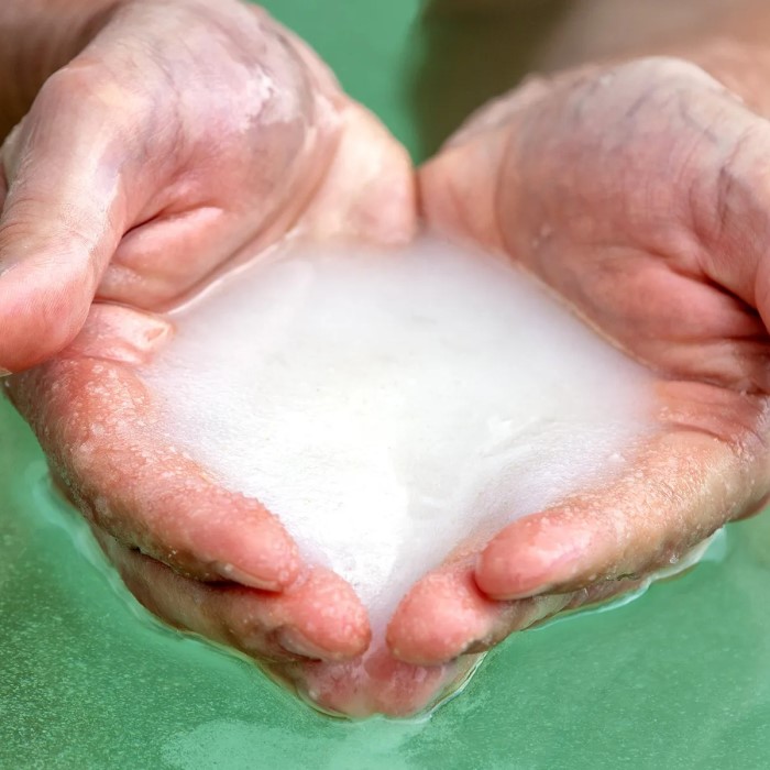 is salt good for your skin