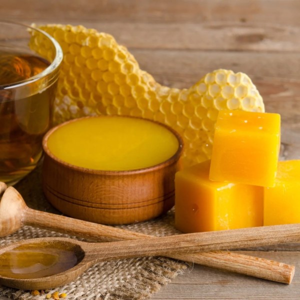 is beeswax good for skin