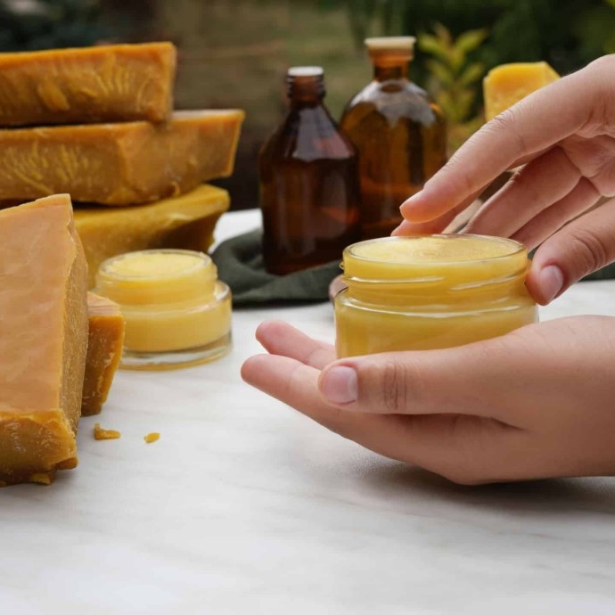 is beeswax good for skin