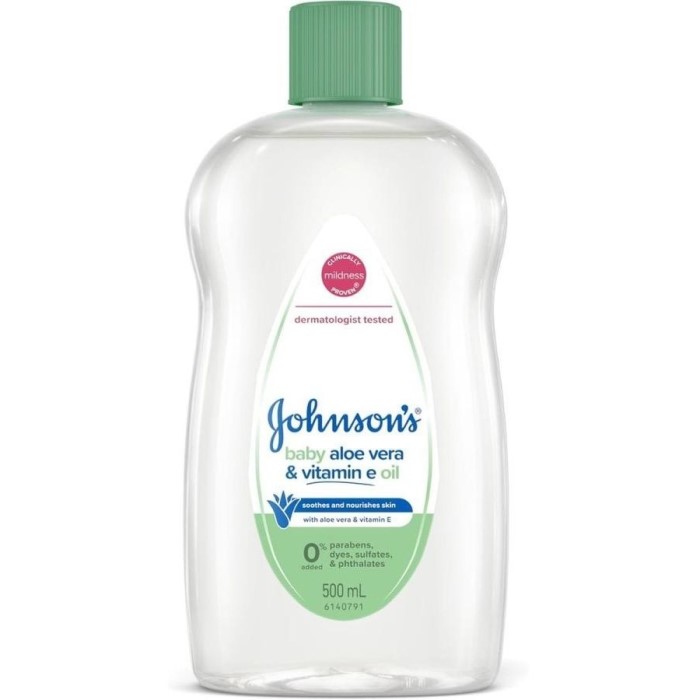 is baby oil good for skin