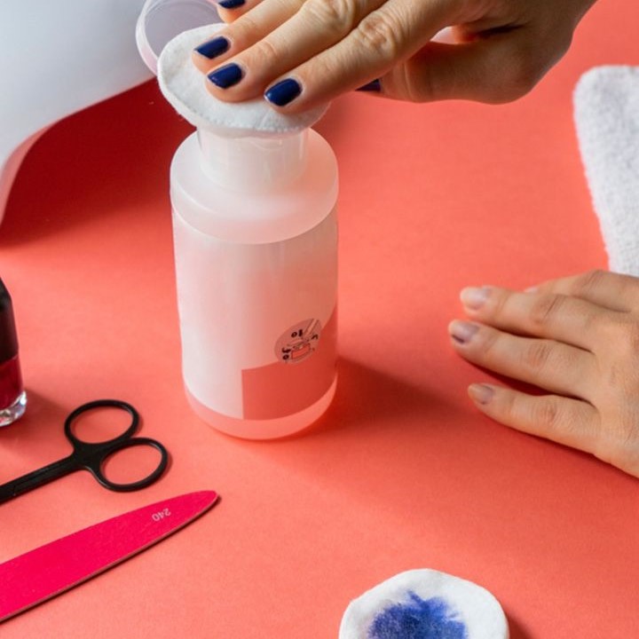 how to remove press on nail glue