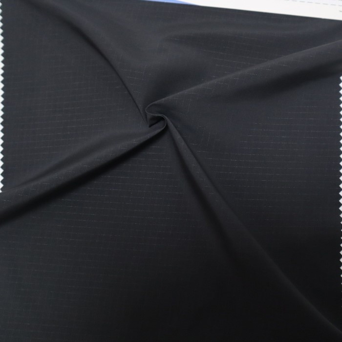 is polyester good for skin