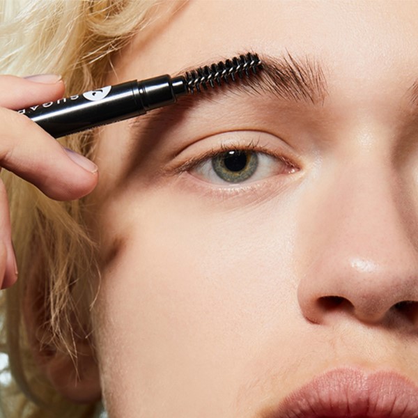 how to trim your eyebrows